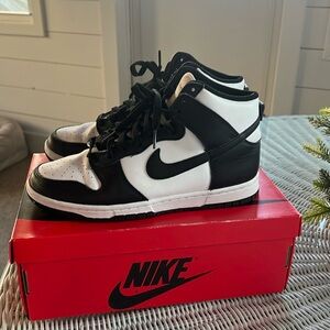 Nike dunks size 10 men’s 
Black and white high tops